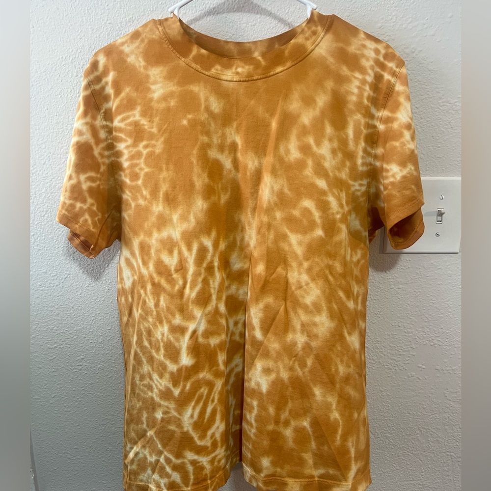 Lululemon tie dye t shirt